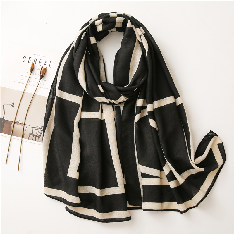Tippet Line - Spain Luxury Brand Black Beige Geometric