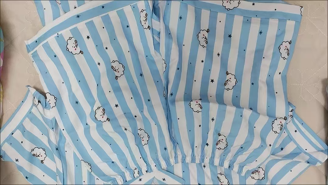 BT21 Unisex Summer Set Short S - Tippet Line reseña y precio