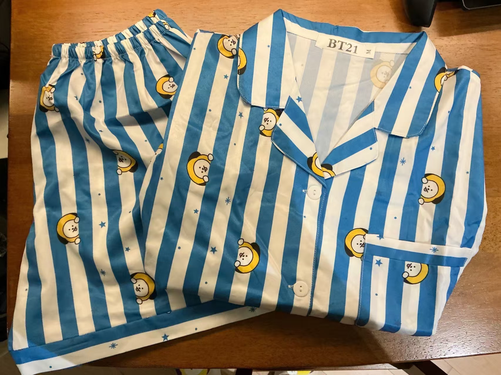 BT21 Unisex Summer Set Short S - Tippet Line reseña y precio